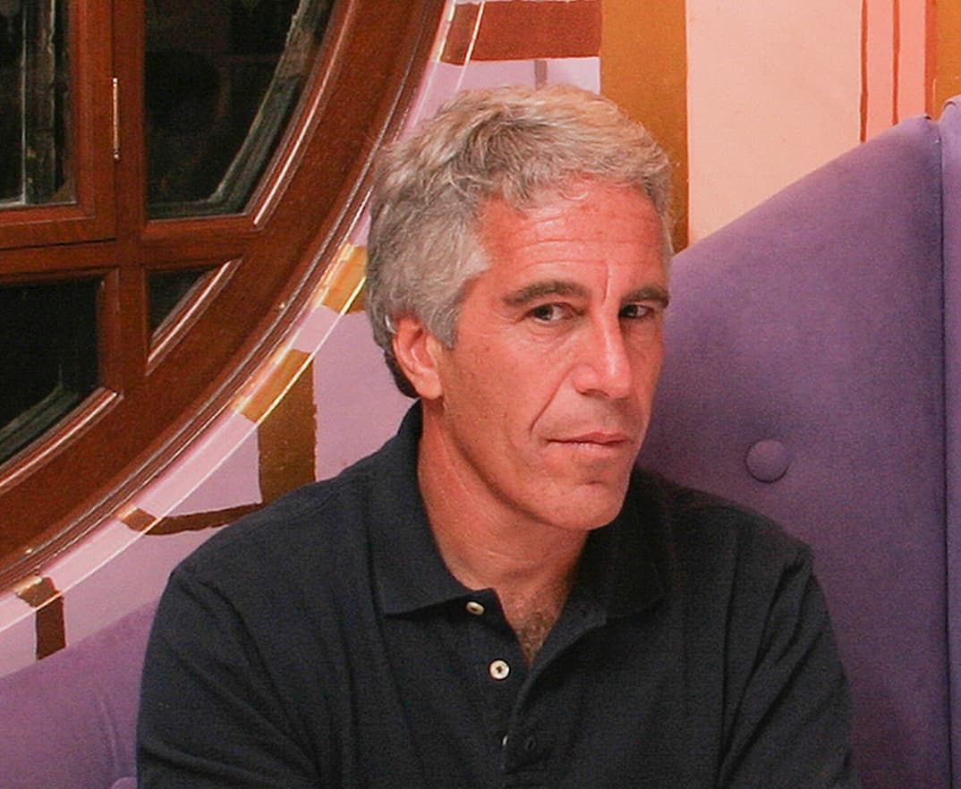 An image of Man Held in Same Cell as Epstein Says There’s “No Way” He Killed Himself