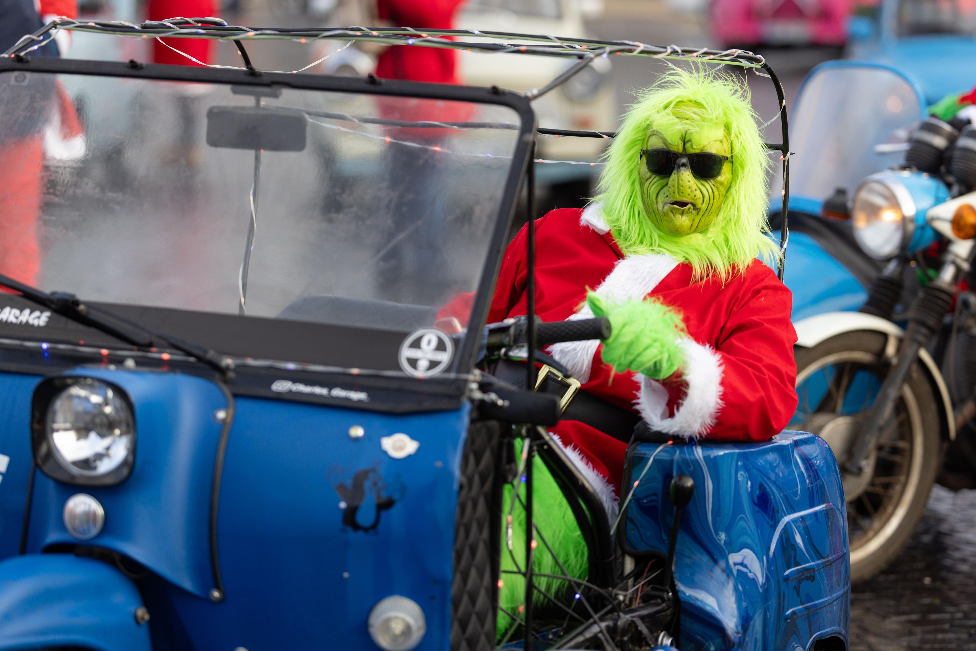 An image of Bird-Watchers, Iraqi Sesame Street, and Cocaine Rats: Here Are 2024’s Most Ridiculous Government Expenditures