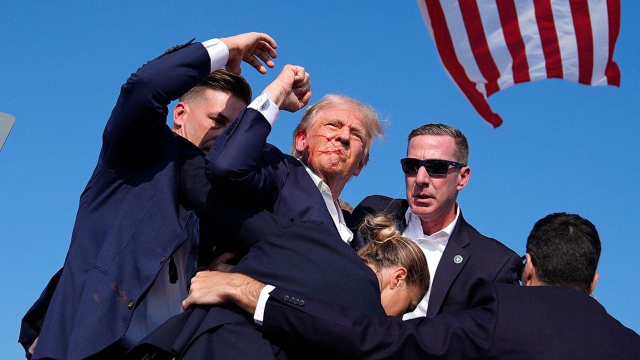 An image of Trump is Coming, But Washington Still Hates America First